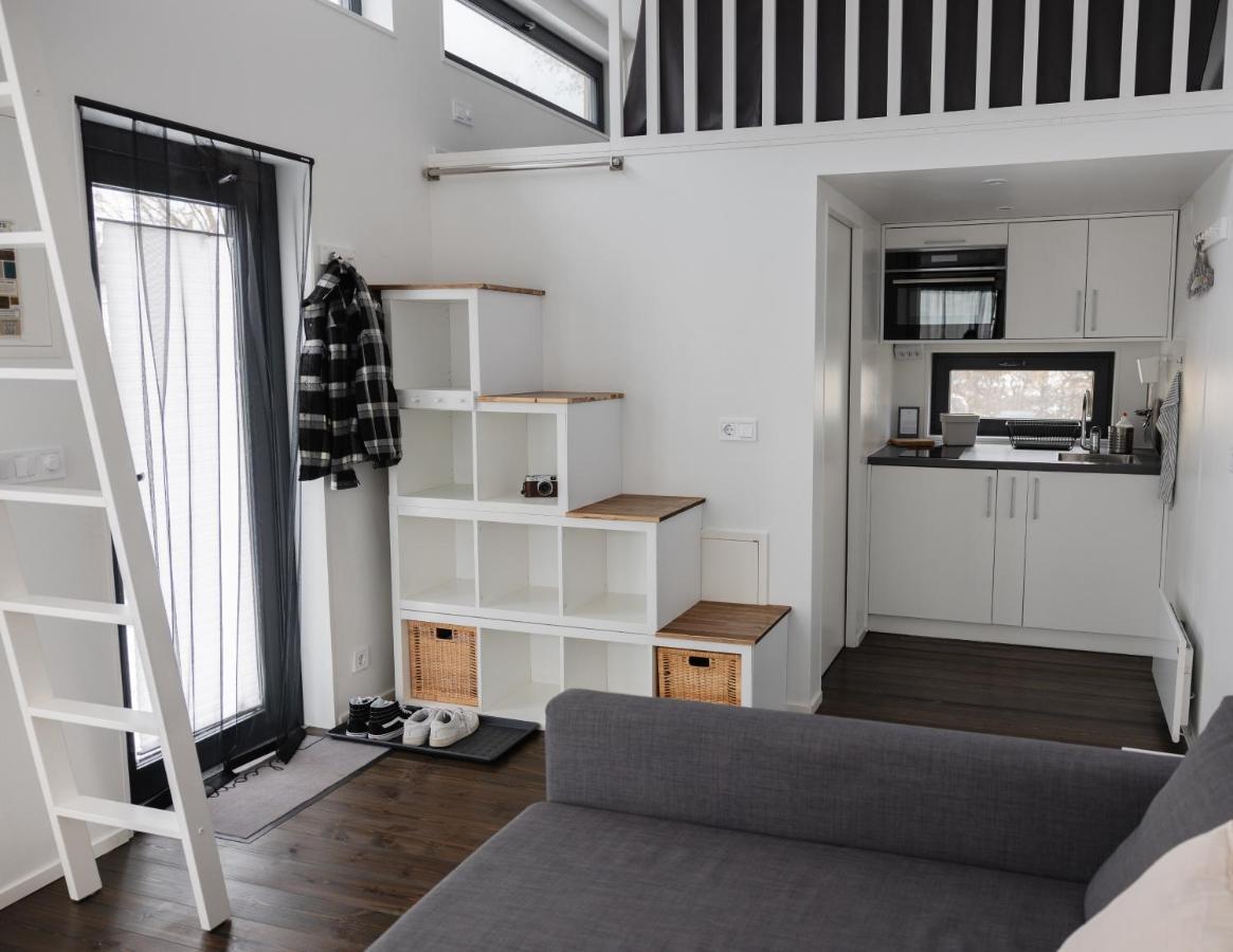 Tinylodge Am Ellertshaeuser See Stadtlauringen Экстерьер фото